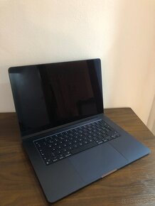 Predám MacBook Air M2 8GB RAM/256 GB - 2