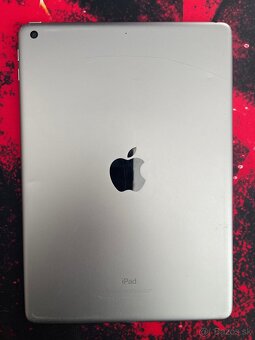 Apple IPad 5th Gen - 2