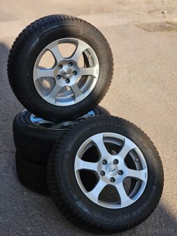 R16" 5x114,3 7jx16 et40 pneu 215/65 r16 - 2