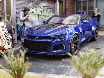 Chevrolet Camaro ZL1 2017 1:18 Autoart - 2