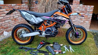 KTM 690 SMC R - 2