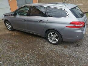 Peugeot 308 Break 1.2 96kw AT6 2016 146tkm - 2