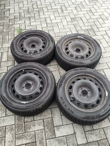 Zimné pneumatiky komplety z puklicami 205/55 R 16 - 2