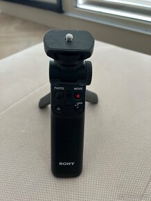 Sony Grip - 2