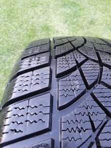 205/60 r16 zimné pneu.7,5 mm  DOT.4122 - 2