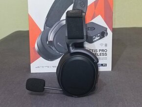 Steelseries Arctis Pro Wireless - 2