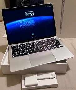 MacBook Air M1 2020 + Multiport adapter Apple - 2