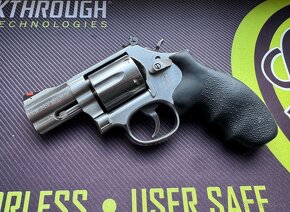 Predám Smith Wesson 686-6 .357 Magnum - 2