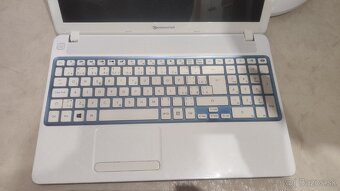 Packard Bell EasyNote TV44HC - 2