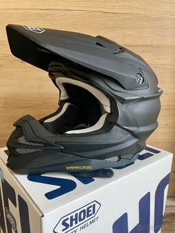 SHOEI VFX-WR - 2