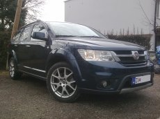 Predám Fiat Freemont r.2014, diesel, 7-miestny, 4x4,AT; FULL - 2