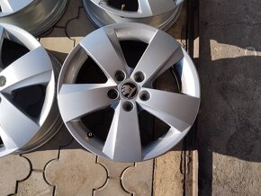 SADA ALU DISKOV 5X100 6,5X15H2 ET38 SKODA FABIA - 2