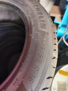 Michelin 205/55R16 - 2