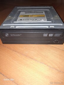 Starý DVD Rom Writer Model SH-S182 - 2