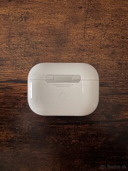 Apple AirPods Pro Gen 1 - 2