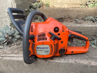 Husqvarna 240 - 2