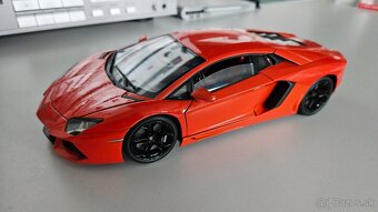 Lamborghini Aventador 1/18 Welly - 2