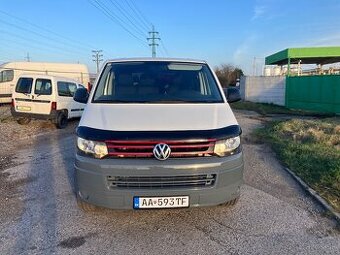 Volkswagen T5 Transporter 2.0TDI, 6 miestne - 2