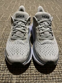 Hoka Clifton 8 vel 43 1/3 - 2