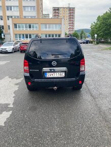 Nissan Pathfinder 2,5 dci 190 000 km - 2