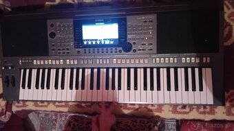 Yamaha psr s770 - 2