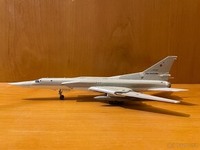 Tu-22 M3 Blackfire - model letadla 1:200 - 2