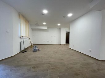 Na predaj, obchodé priestory 100 m2, Sasinková ulica, - 2