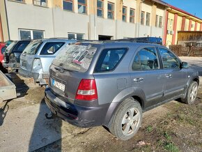 Kia sorento 2,5crdi 103kw  manual  diely suciastky - 2