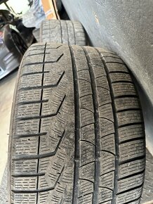 Pirelli Sottozero 285/35R20 - 2