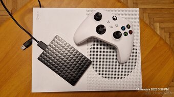 Xbox One S - 2