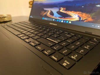 ASUS Vivobook Go 15 - 2