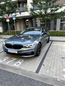 Predám BMW 5 Touring 520d A/T 2.0 SPORTLINE - 2