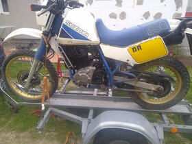 Rozpredám Suzuki DR 600, bez TP - 2