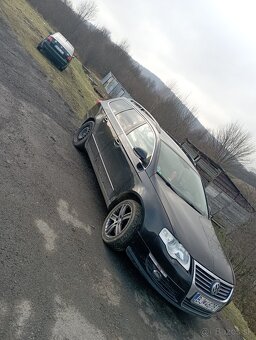 Volkswagen Passat - 2