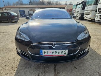 Tesla Model S 85 - 2