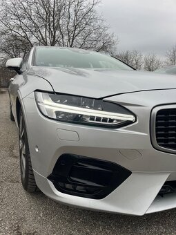 VOLVO S90 2.0 D D4 AWD, R design, 140 kW, 4x4 - 2