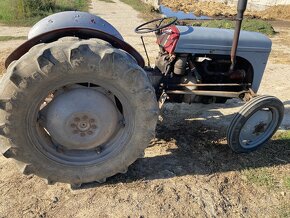 Veteran traktor Massey Fergusson “1947 Grålle - 2