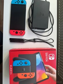 Nintendo Switch OLED + 3 hry - 2