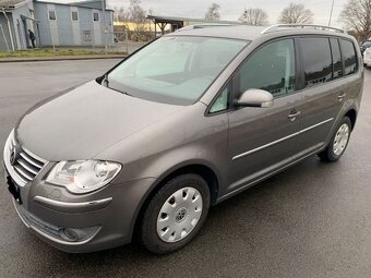 Volkswagen Touran 2.0tdi dovoz De - 2