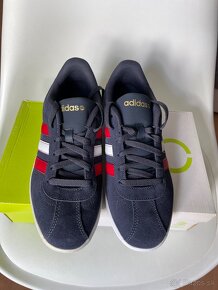 Predám nové tenisky Adidas VL CourtSuese Navy/Red/Wht, UK 7 - 2