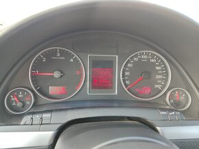 Audi a4 b7 103.kw - 2