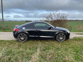 Audi TT 8j 2.0TFSi quattro - 2