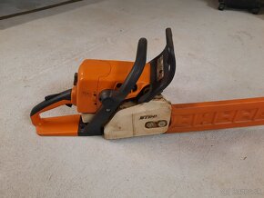 Stihl MS 230 plus jedna na diely kompletná - 2