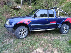 Mazda B2500 4x4 nová EK/STK - 2