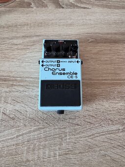 Boss CE-5 - 2