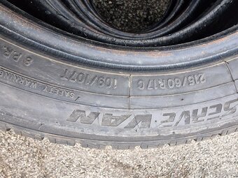 Zim.pneu Toyo 215/60r17C - 2