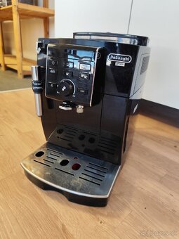 Kávovar Delonghi - 2