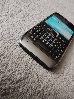 Nokia E71 - RETRO - 2