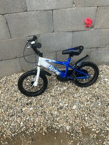 Modrý detský bicykel - 2