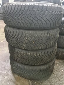 215/65 R17 FALKEN EUROWINTER. - 2